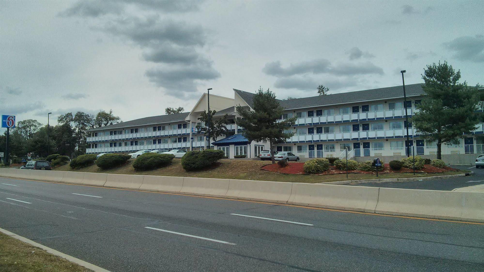 Rodeway Inn Brooklawn Exterior foto
